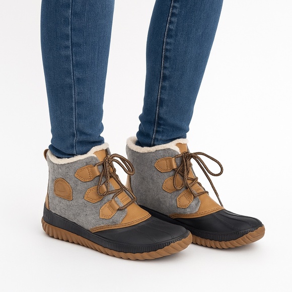 Sorel Out N About Plus Waterproof Duck Boots Size 8.5 - Picture 2 of 10